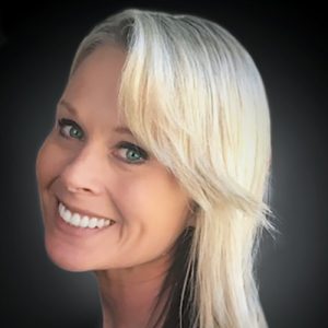Pamela Stoutenburgh Headshot