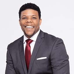 Anthony Smith headshot