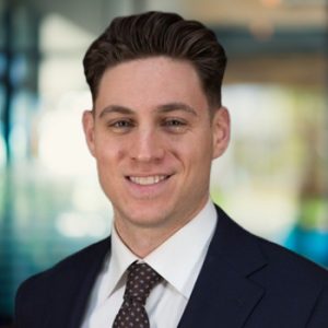 Steven Fischer Headshot