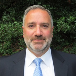 Vincent Carcciolo headshot