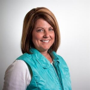 Stephanie Clark headshot